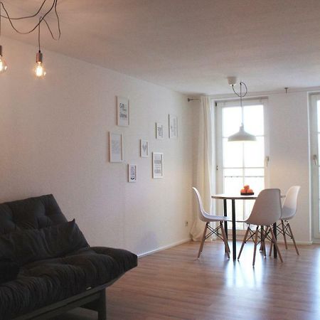Engen Apartment Bagian luar foto