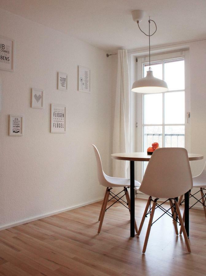 Engen Apartment Bagian luar foto